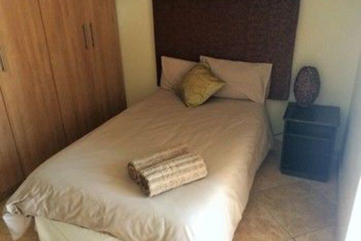 Room 15 of 24