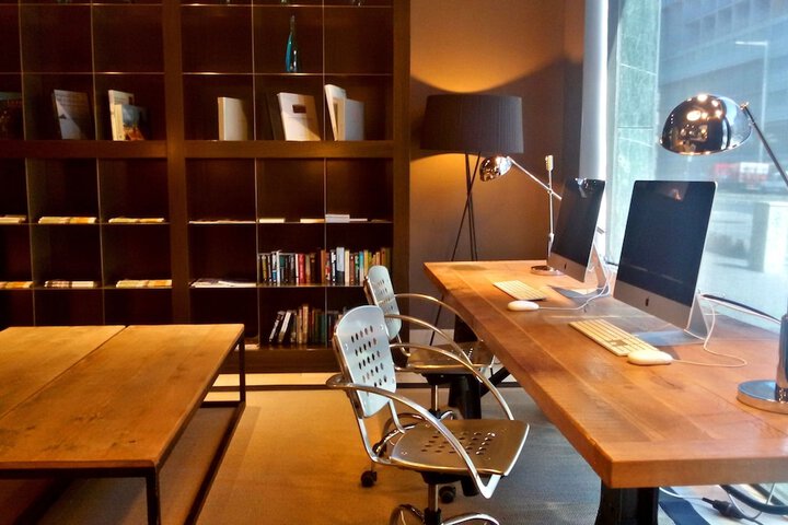 Business Center 124 of 140