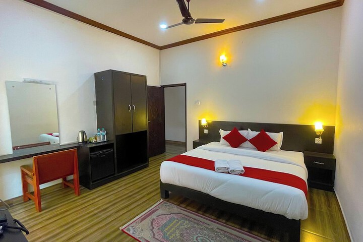 Room 10 of 21