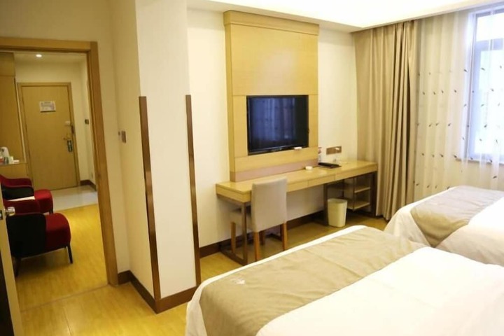 Room 16 of 22