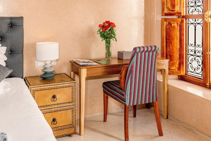 Room 4 of 94