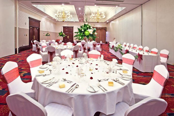Ballroom/Hall 34 of 51