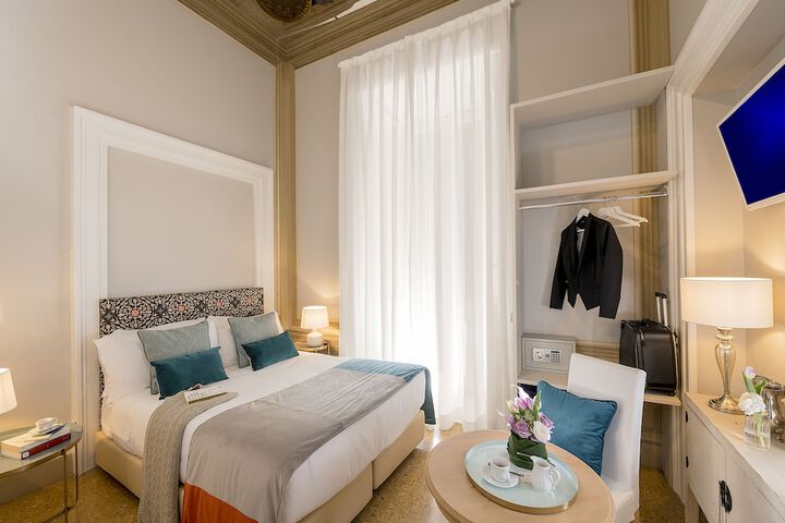 Room 20 of 67