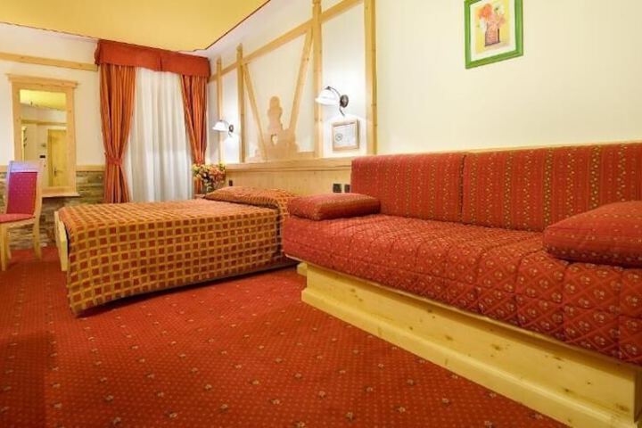 Room 23 of 59