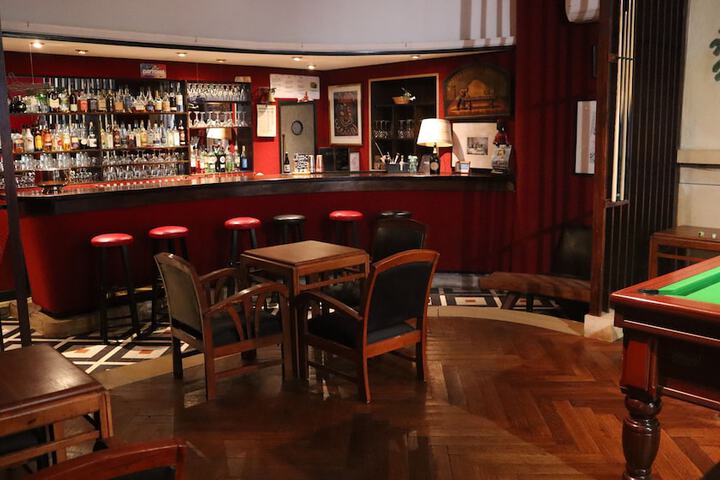 Lounge 40 of 47