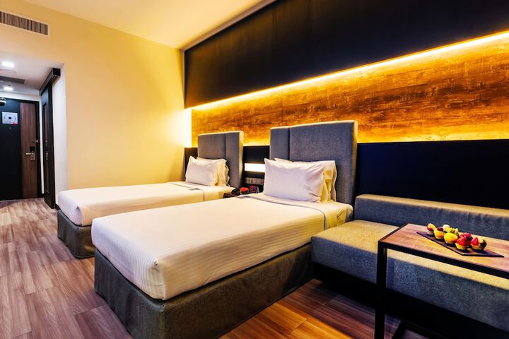 Room 14 of 61