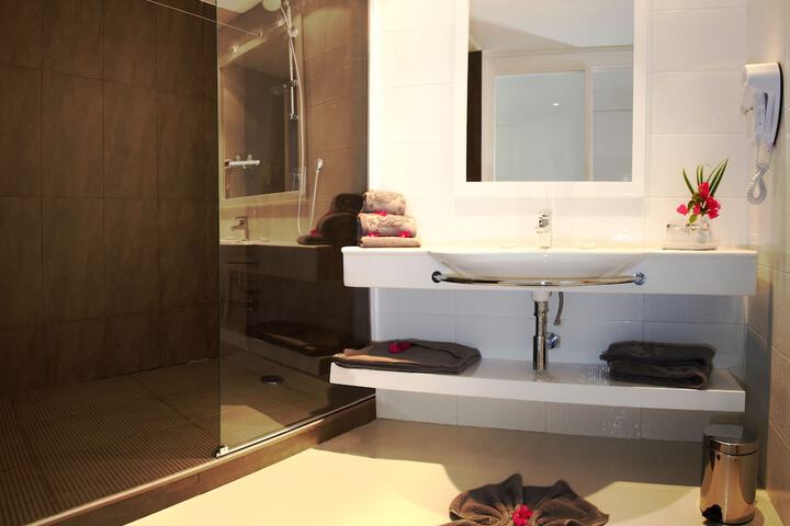 Bath Amenities