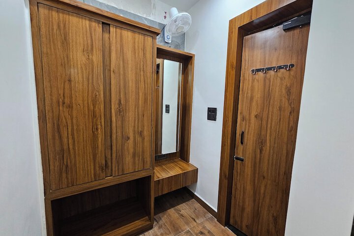 Room 27 of 52