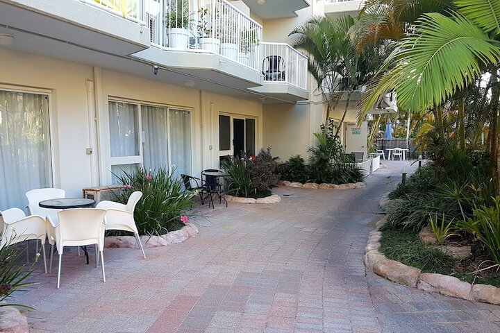 Hotel Exterior 130 of 136