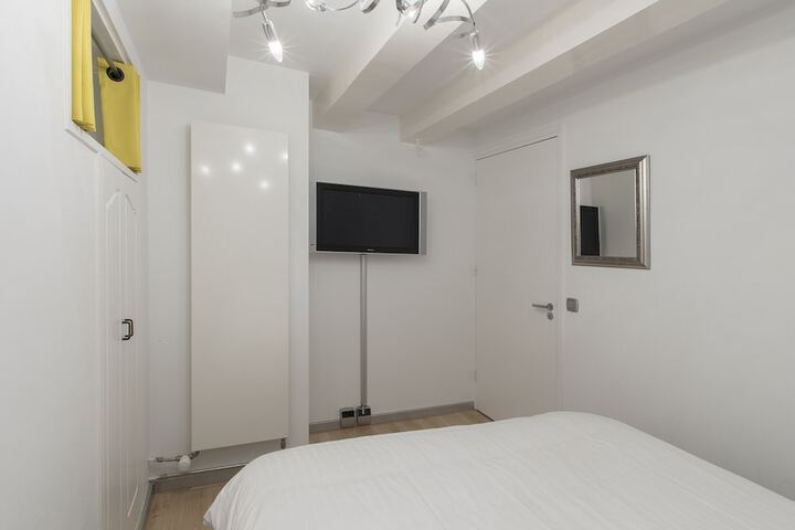 Room 11 of 138