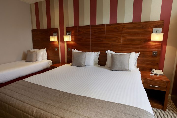 Room 8 of 36