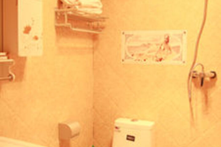 Room 3 of 30