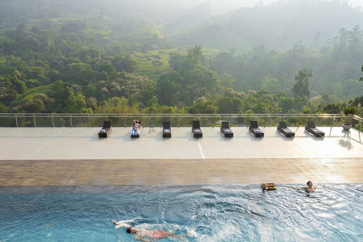Pool 38 of 114