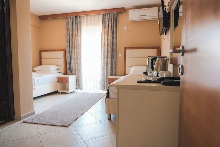 Room 3 of 12