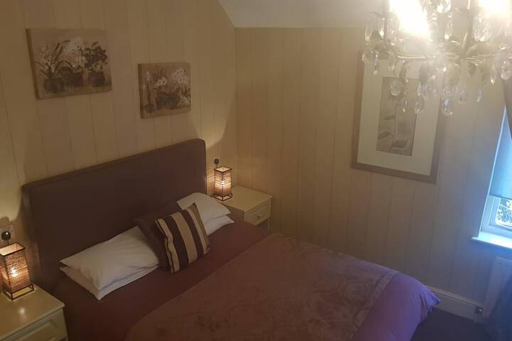 Room 11 of 49