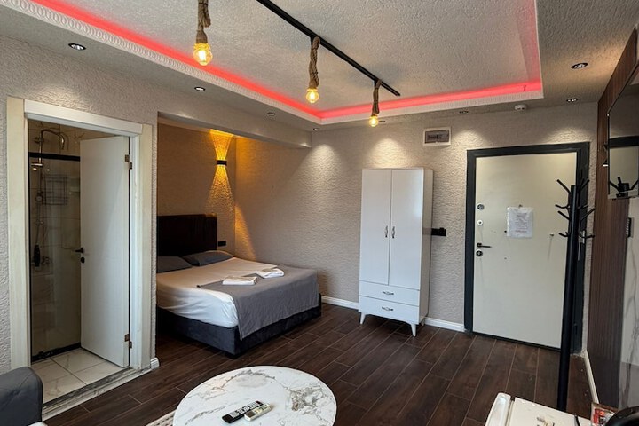 Hotel 27 of 29