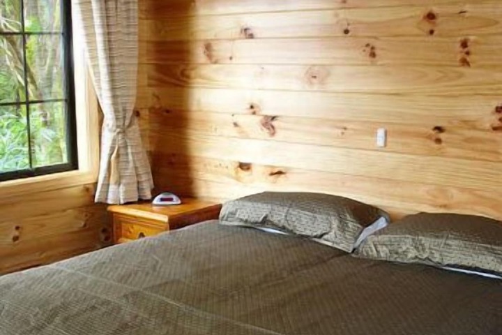 Room 2 of 11