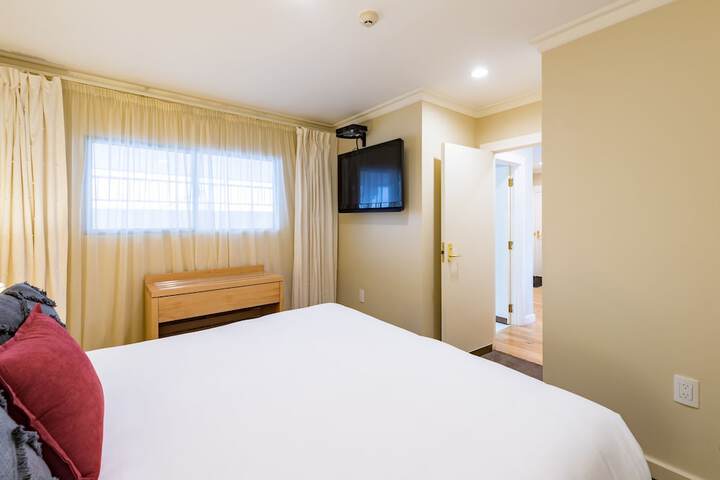 Room 19 of 135