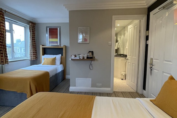 Room 14 of 39