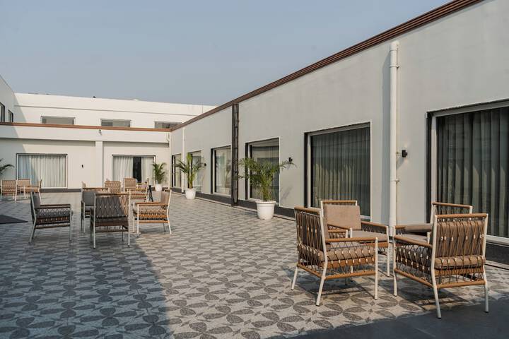 Hotel 44 of 47