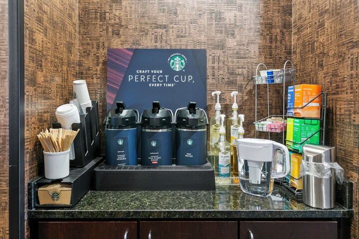 Hotel Interior 5 of 100