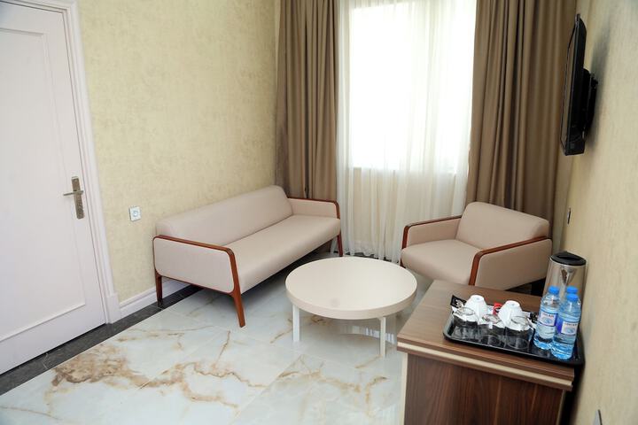 Room 17 of 64