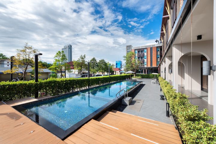 Pool 54 of 126