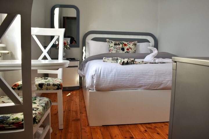 Room 12 of 29