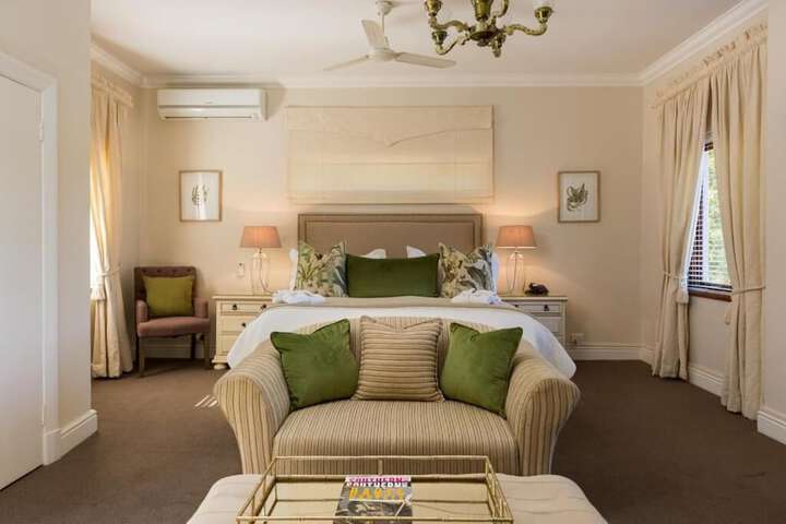 Room 25 of 55