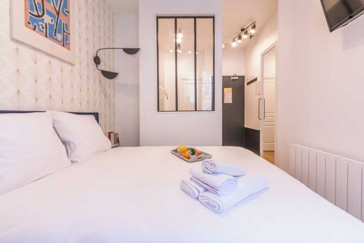 Room 43 of 171