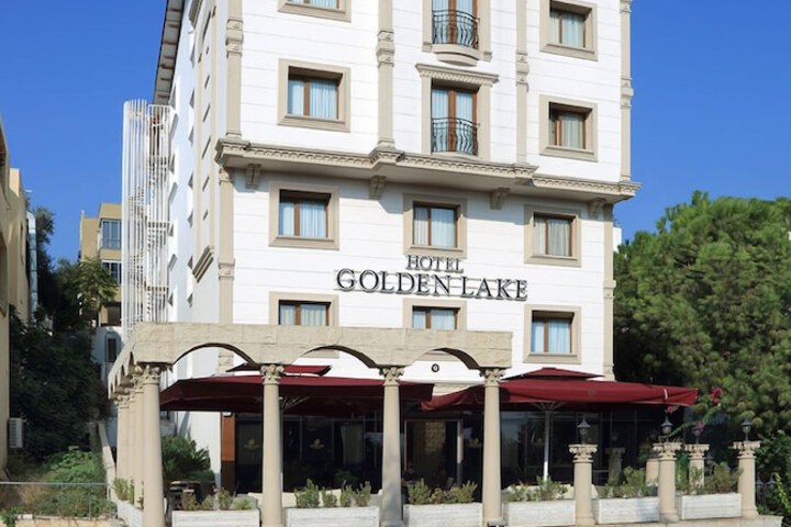 Photo of Golden Lake Hotel