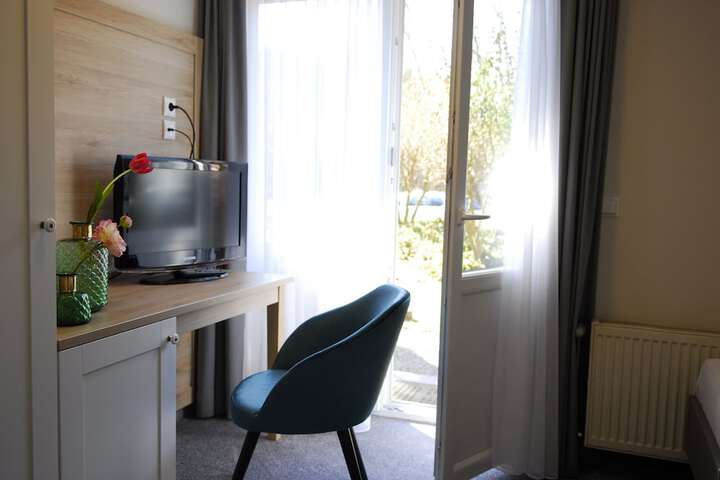 Room 40 of 72
