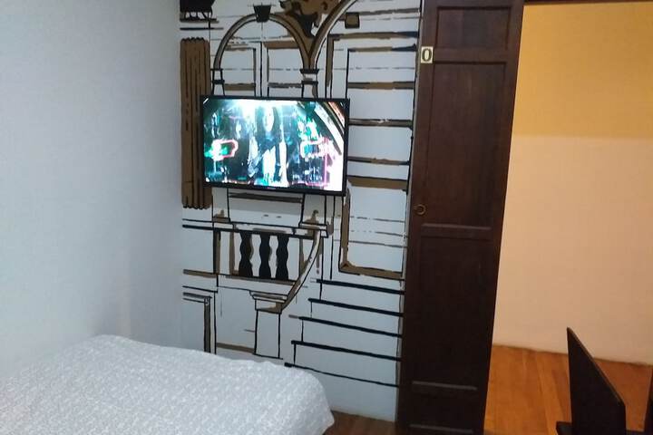 Room 20 of 31