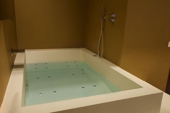 Spa 35 of 47
