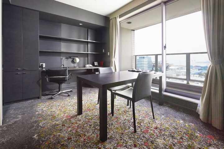 Room 20 of 98
