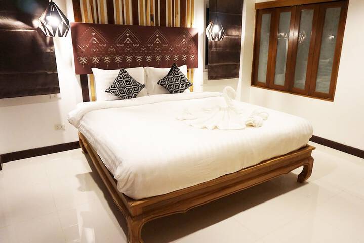 Room 20 of 77