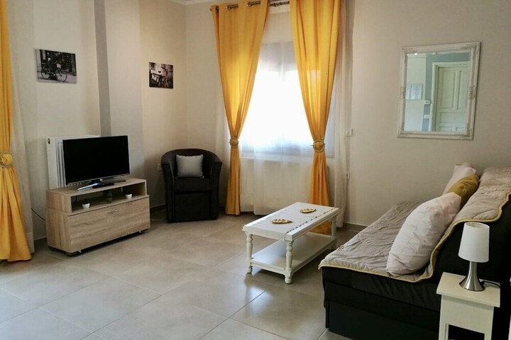 Room 45 of 104