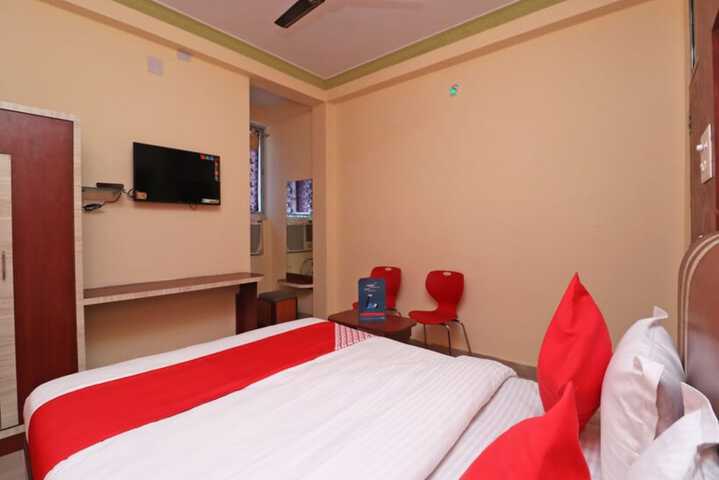 Room 7 of 25