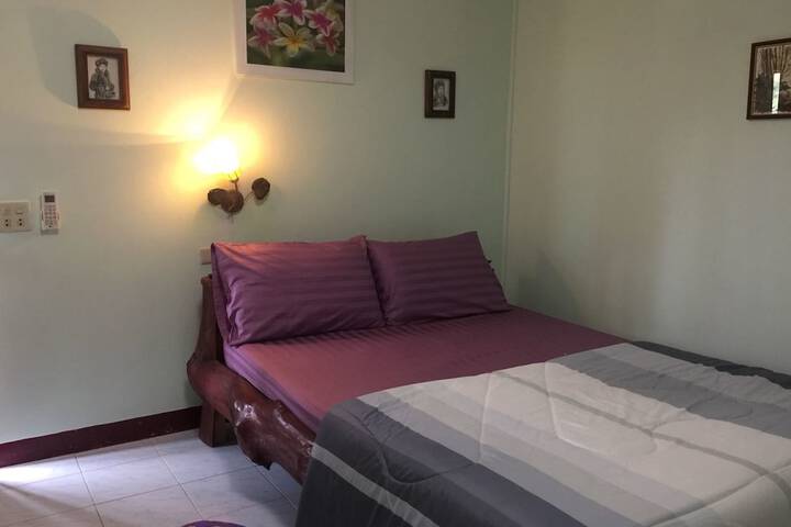 Room 106 of 154