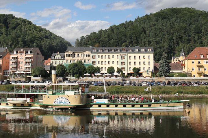 Exterior of Elbhotel Bad Schandau