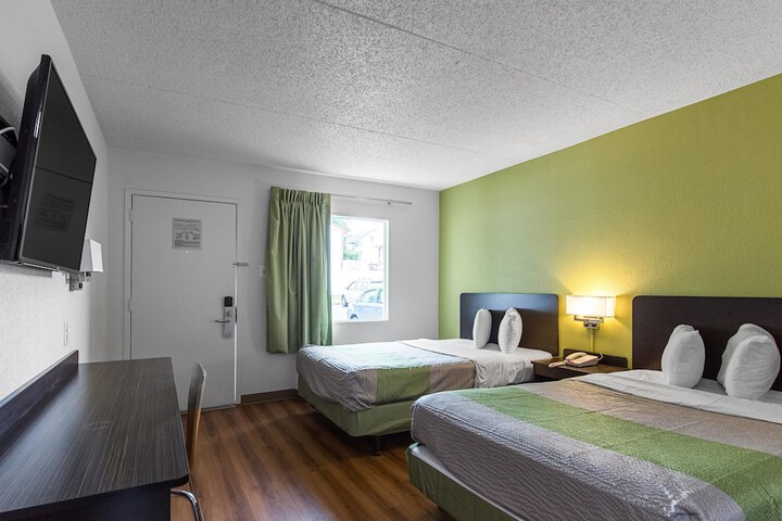 2 Double Beds (5 of 16)