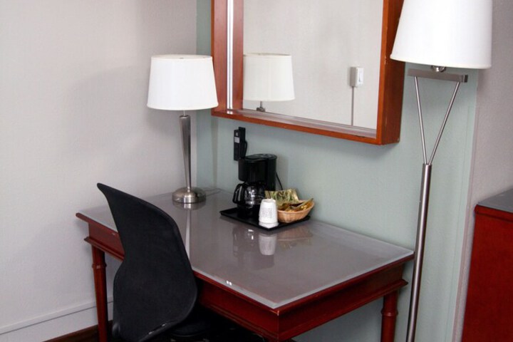 Room 43 of 71