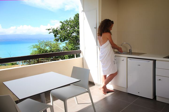 Private kitchenette