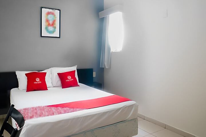 Room 15 of 36