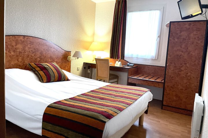 Room 18 of 84
