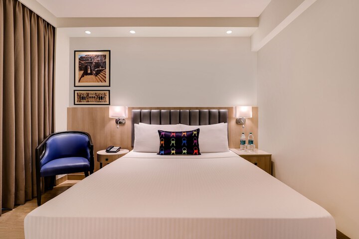 Room 5 of 51