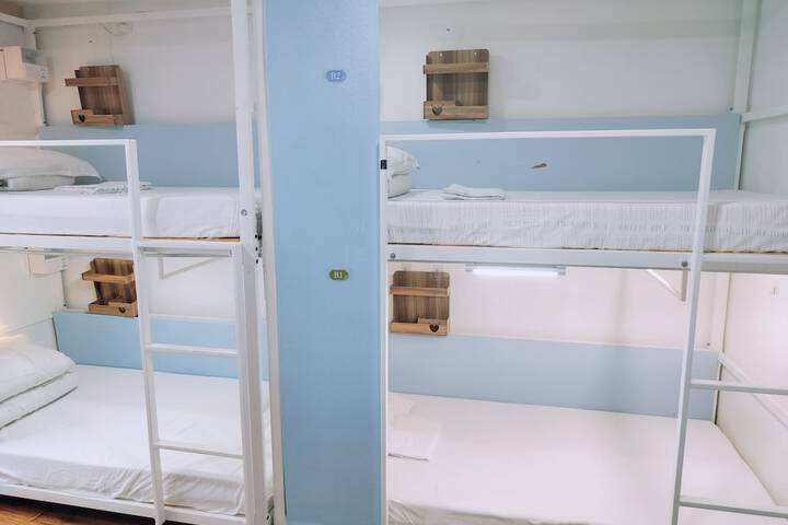 Room 14 of 19