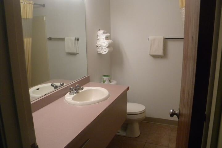 Room 8 of 39
