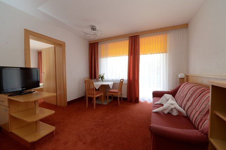 Room 13 of 61