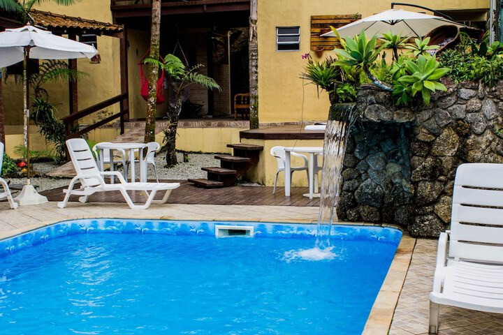 Pools & Facilities